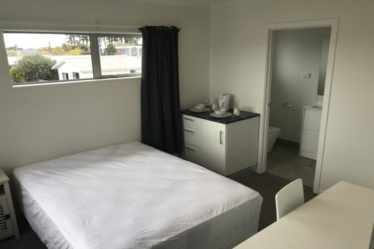 Photo of property in 4/59 May Street, Hamilton East, Hamilton, 3216