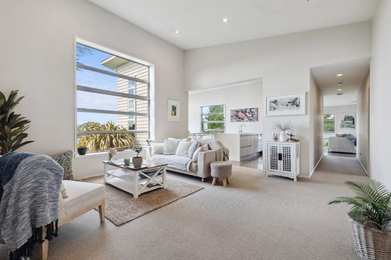 Photo of property in 1375 Carrington Road, Hurworth, New Plymouth, 4371