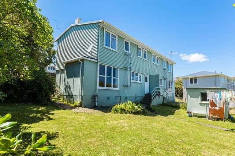 Photo of property in 78-80 Hereford Street, Cannons Creek, Porirua, 5024