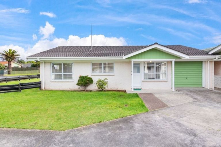 Photo of property in 1/29 Manse Road, Pahurehure, Papakura, 2113