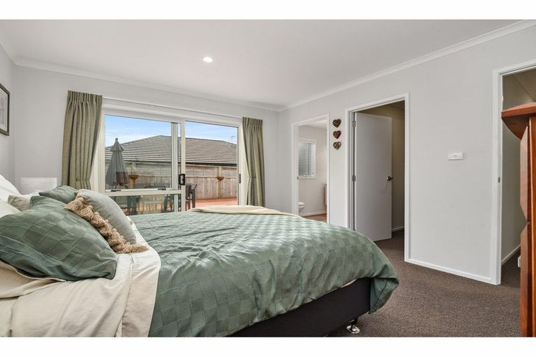 Photo of property in 57 Awataha Crescent, Pyes Pa, Tauranga, 3110