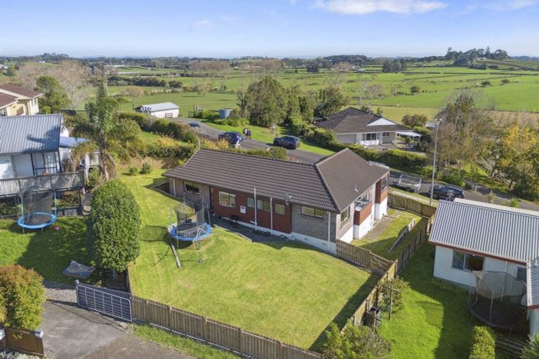 Photo of property in 54 Kauri Road, Pukekohe, 2120