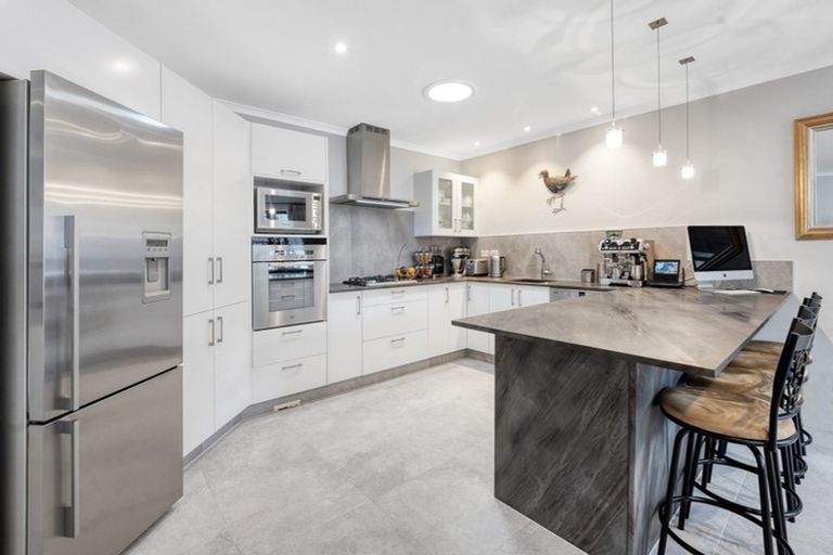 Photo of property in 49 Kristin Lane, Albany, Auckland, 0632