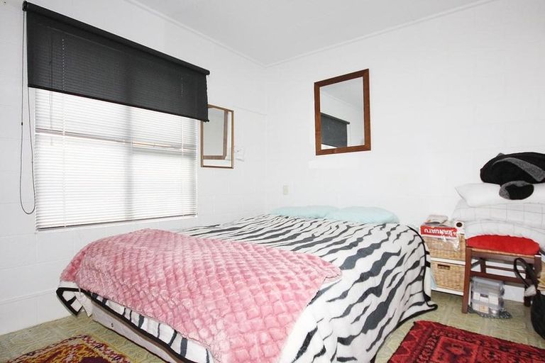 Photo of property in 119 Hetherington Road, Whangamata, 3620