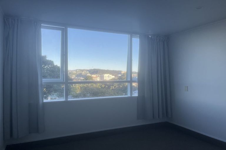 Photo of property in 4/15 Upper Lewisville Terrace, Thorndon, Wellington, 6011