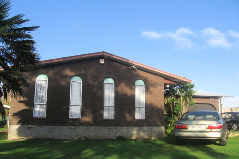 Photo of property in 23 Robinson Crescent, Westbrook, Palmerston North, 4412