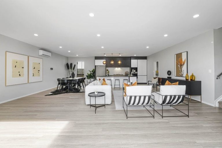 Photo of property in 27 Surf View Crescent, Red Beach, 0932