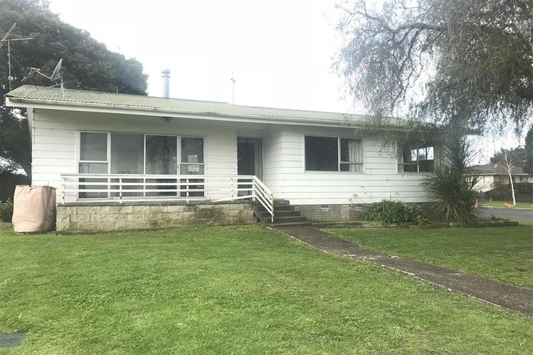 Photo of property in 1 Bedlington Avenue, Manurewa, Auckland, 2102