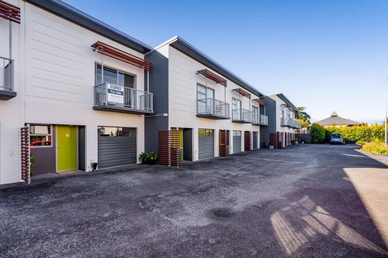 Photo of property in 10/38 Maratahu Street, Westown, New Plymouth, 4310
