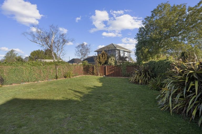 Photo of property in 12 Briggs Road, Mairehau, Christchurch, 8052