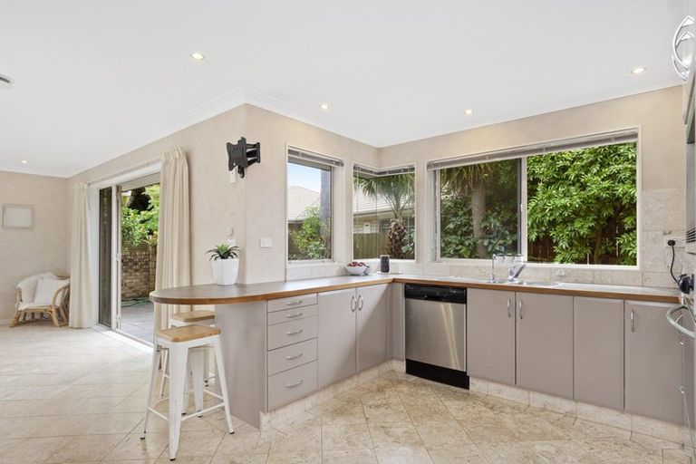 Photo of property in 20 Tuihana Drive, Papamoa Beach, Papamoa, 3118