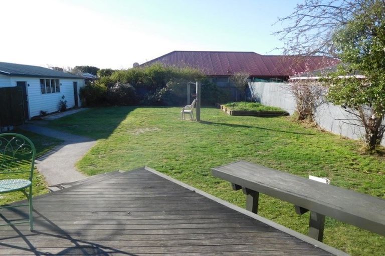 Photo of property in 223 Mairehau Road, Burwood, Christchurch, 8083