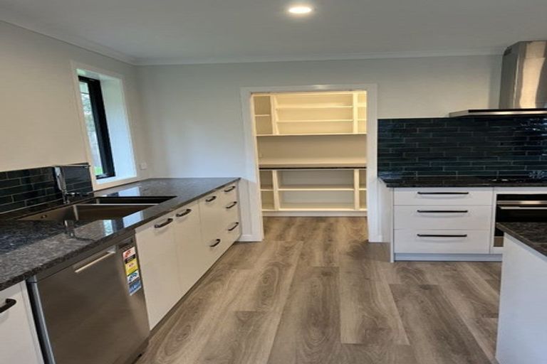 Photo of property in 35 Shaw Road, Coastlands, Whakatane, 3120