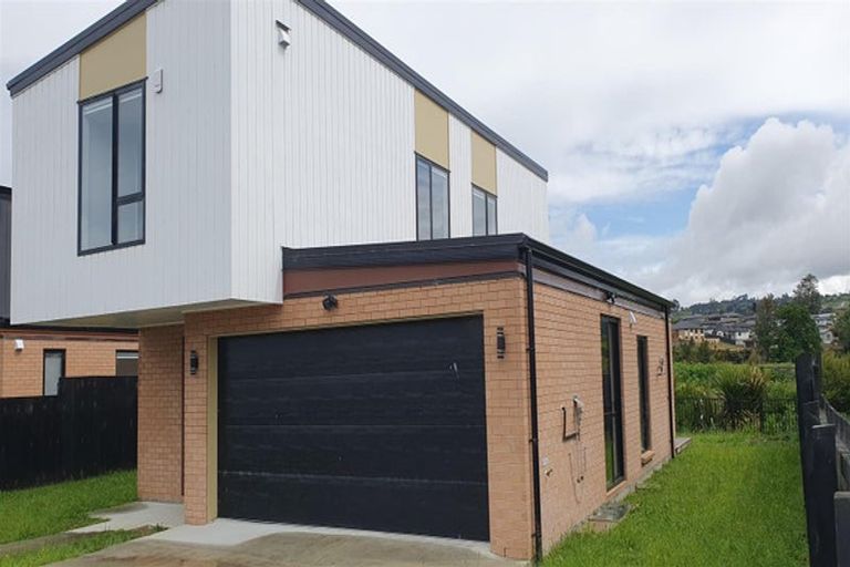 Photo of property in 1 Waikaha Street, Pokeno, 2472