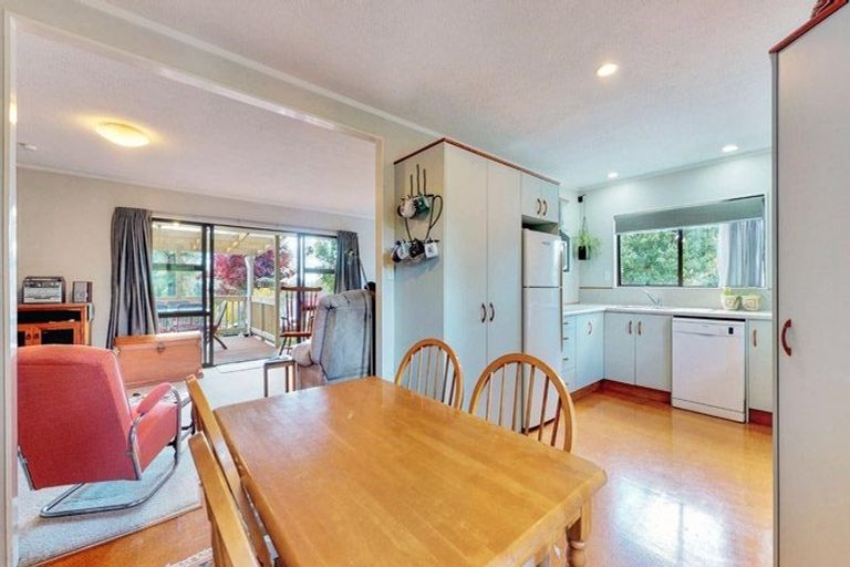 Photo of property in 9 Miranda Place, Springfield, Rotorua, 3015