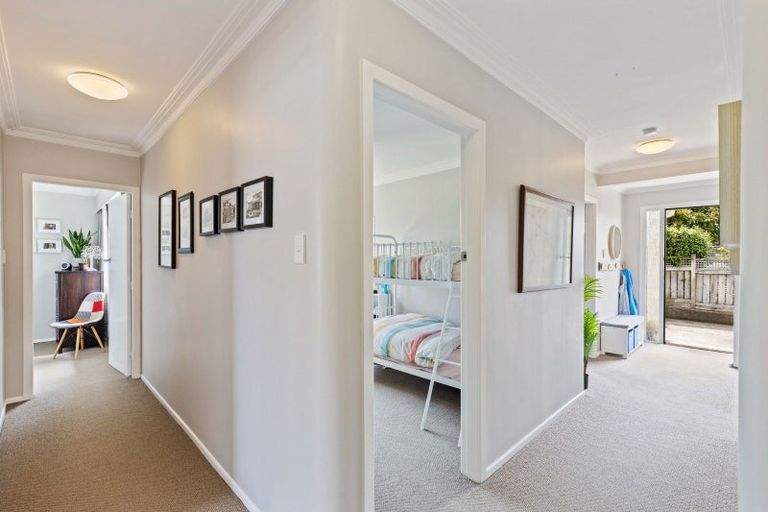 Photo of property in 35a Ropiha Street, Fitzroy, New Plymouth, 4312