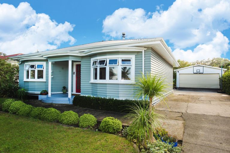 Photo of property in 215 Ormond Road, Mangapapa, Gisborne, 4010