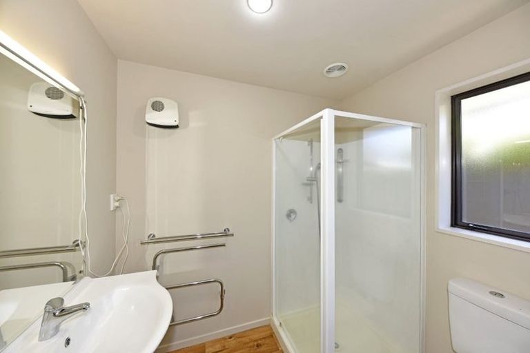 Photo of property in 6 Foresthill Place, Bromley, Christchurch, 8062