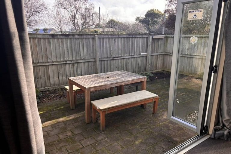 Photo of property in 2/1 Cross Street, Phillipstown, Christchurch, 8011