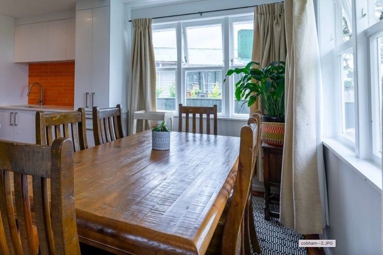 Photo of property in 61a Cobham Crescent, Kelston, Auckland, 0602