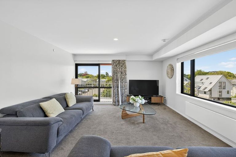 Photo of property in Gloucester Towers, 11/28 Gloucester Street, Christchurch Central, Christchurch, 8013