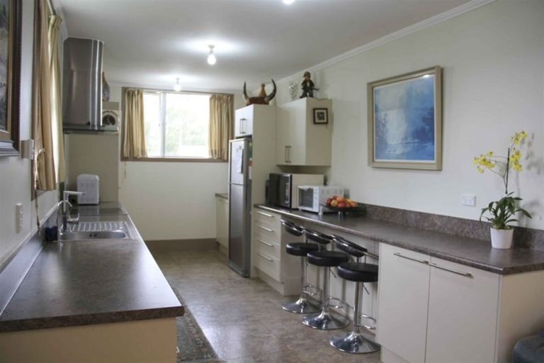 Photo of property in 2268 Ohai Clifden Highway, Orawia, Otautau, 9682