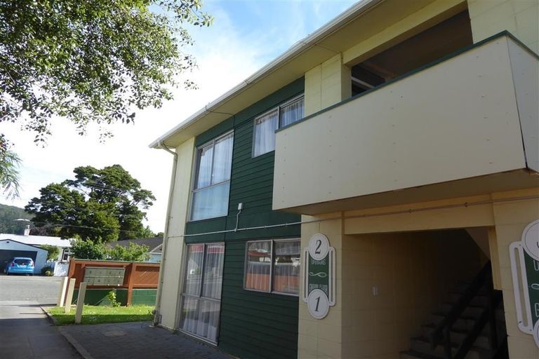 Photo of property in 102 Martin Street, Wallaceville, Upper Hutt, 5018