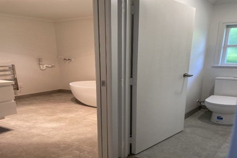 Photo of property in 8 Cardiff Street, Pukekohe, 2120