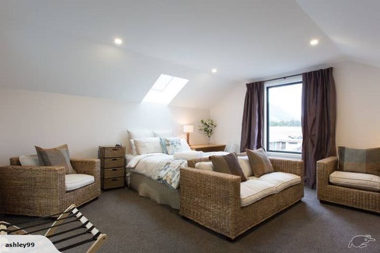 Photo of property in 1 Jacks Point Rise, Jacks Point, Queenstown, 9371