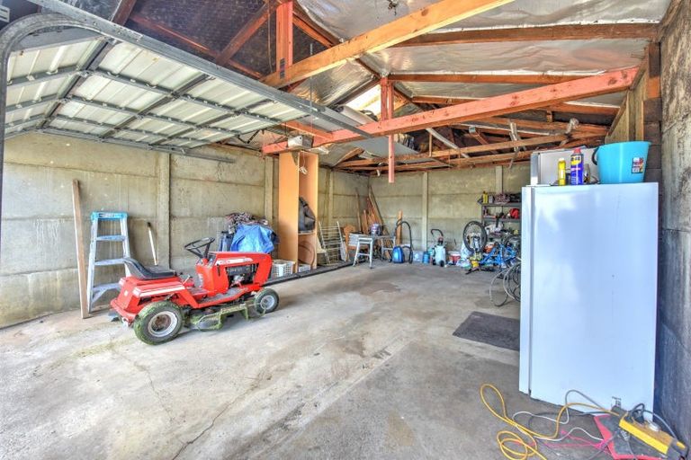 Photo of property in 17 Waverley Street, East Gore, Gore, 9710