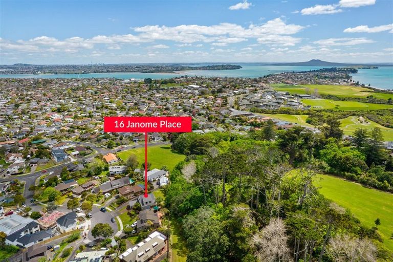 Photo of property in 16 Janome Place, Bucklands Beach, Auckland, 2014