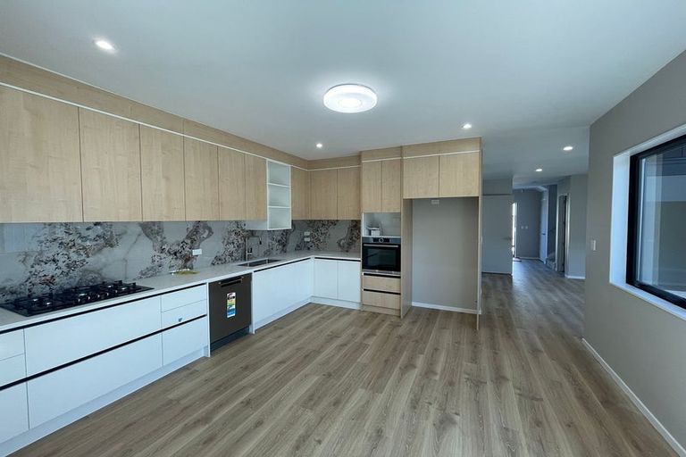 Photo of property in 3 Mark Edward Drive, Half Moon Bay, Auckland, 2012