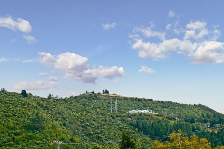 Photo of property in 24 Old Quarry Road, Selwyn Heights, Rotorua, 3015