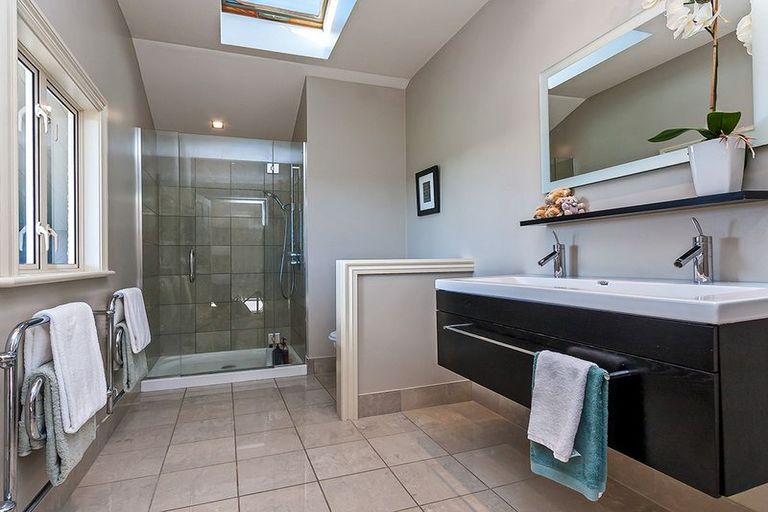 Photo of property in 21 Potts Road, Whitford, Howick, 2571