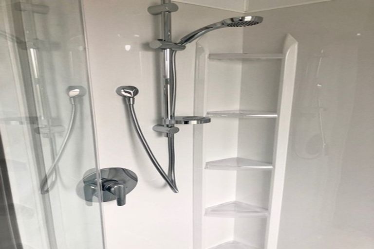 Photo of property in 1-6/74 Hokonui Drive, Gore, 9710