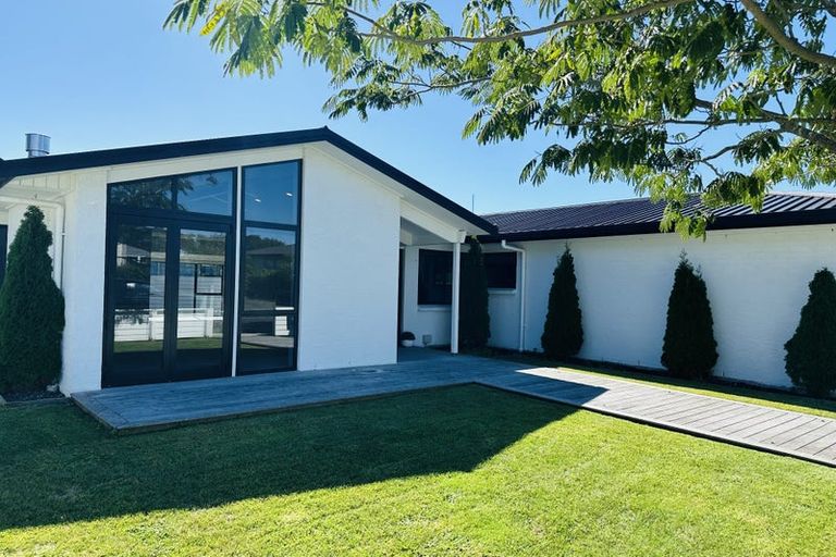 Photo of property in 12 Edwin Street, St Andrews, Hamilton, 3200