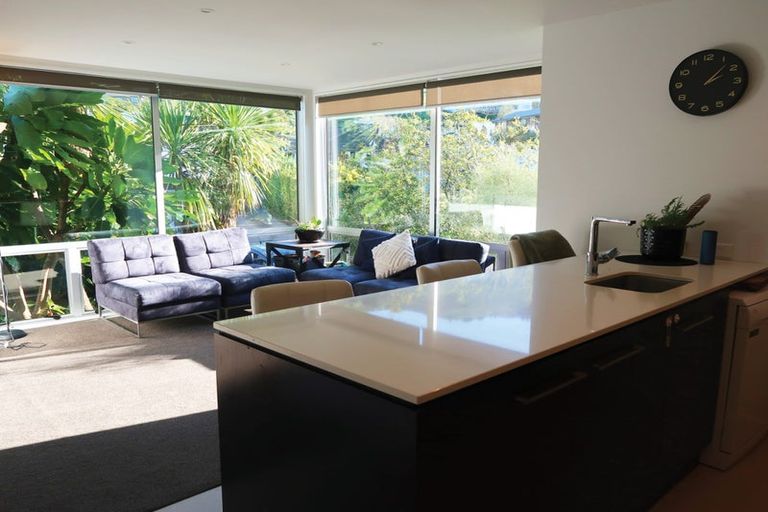 Photo of property in 25a Bayview Place, Cass Bay, Lyttelton, 8082