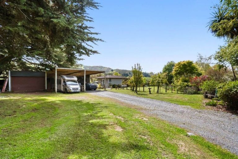 Photo of property in 31c Kakariki Way, Whitemans Valley, Upper Hutt, 5371