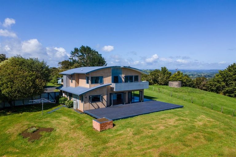 Photo of property in 42 Piwakawaka Rise, Karetu, 0283