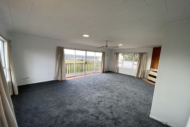 Photo of property in 38d Hetherington Road, Ranui, Auckland, 0612