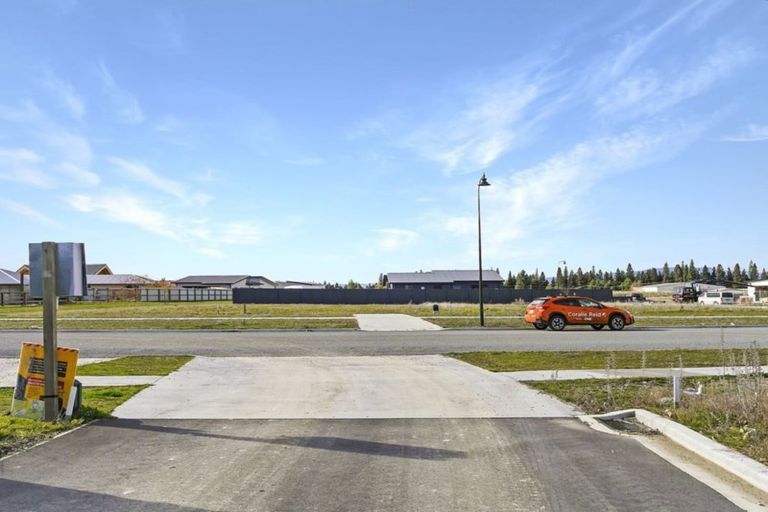 Photo of property in 22 Grandvue Drive, Twizel, 7901