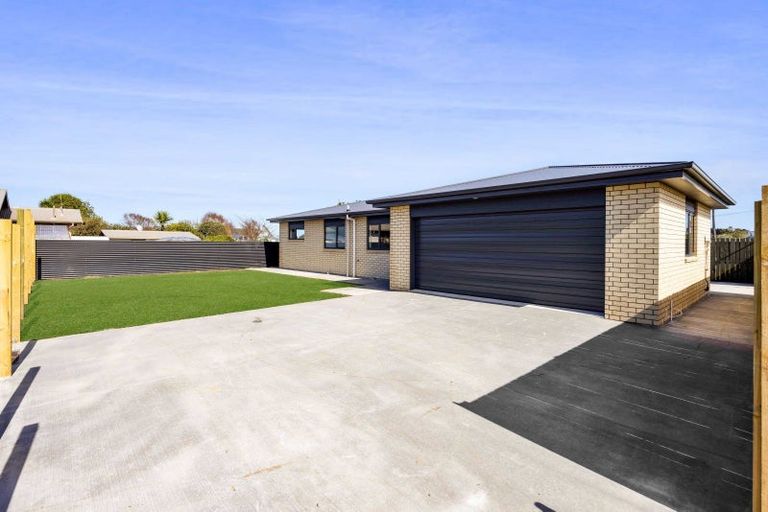 Photo of property in 2a Chute Street, Normanby, Hawera, 4614