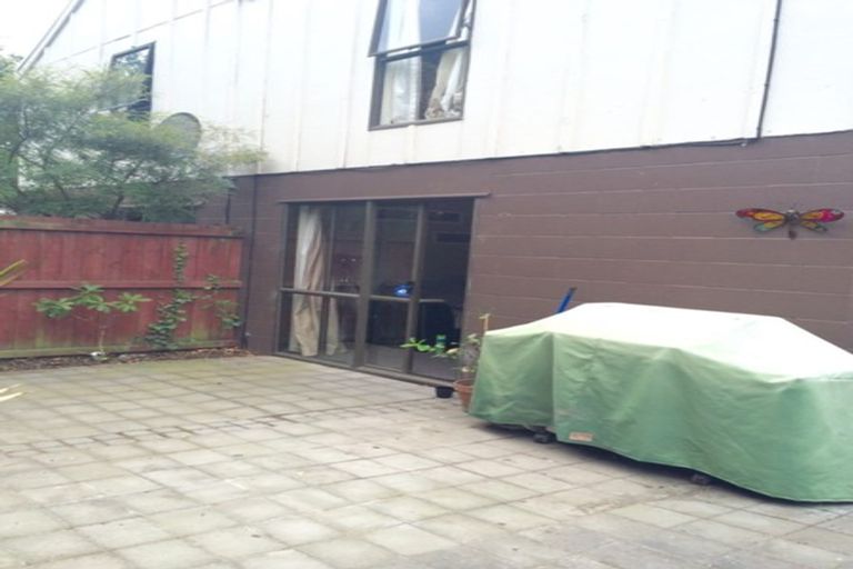 Photo of property in 3/77 Lismore Street, Waltham, Christchurch, 8011