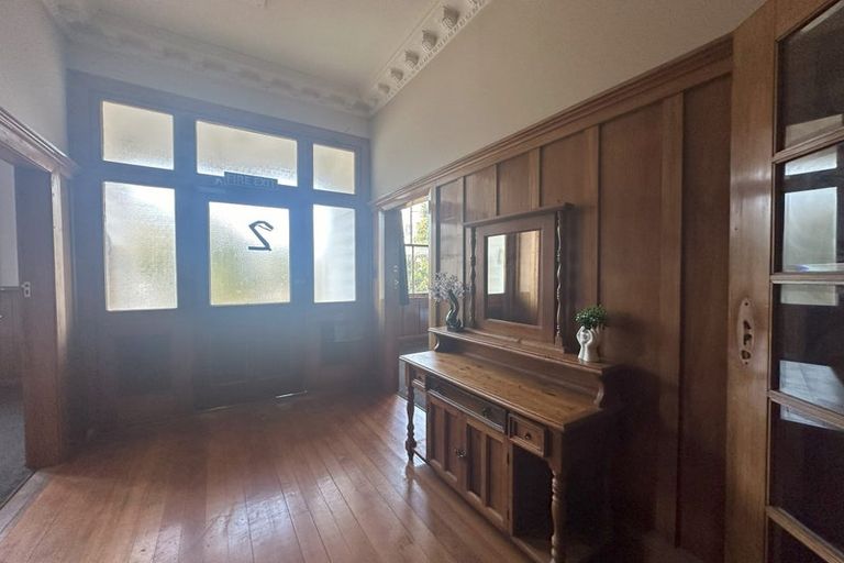 Photo of property in 48 Aurora Terrace, Kelburn, Wellington, 6012