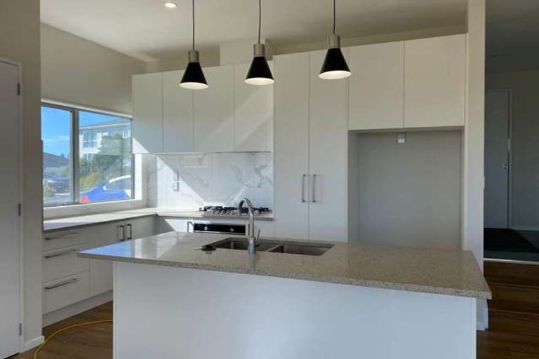 Photo of property in 36 Discovery Drive, Gulf Harbour, Whangaparaoa, 0930