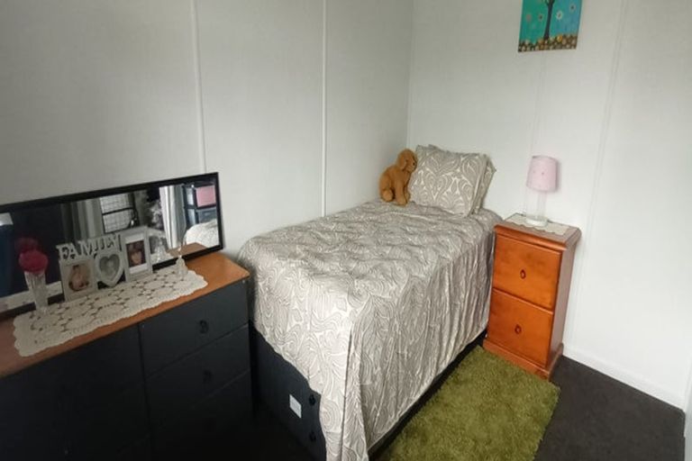 Photo of property in 10 Lincoln Street, Patea, 4520