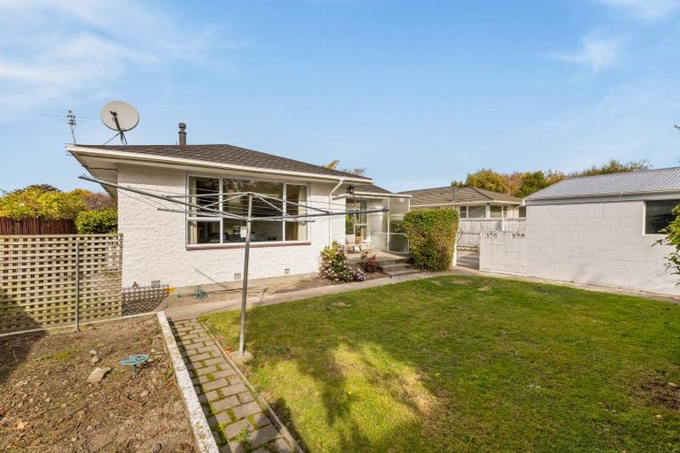 Photo of property in 8 Glenavon Place, Ilam, Christchurch, 8041