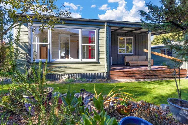 Photo of property in 15 Harewood Road, Oxford, 7430