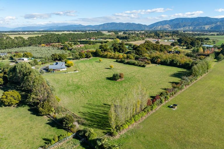 Photo of property in 72c Woodside Road, Woodside, Greytown, 5794