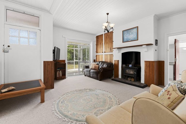 Photo of property in 21 Gisborne Terrace, Opunake, 4616